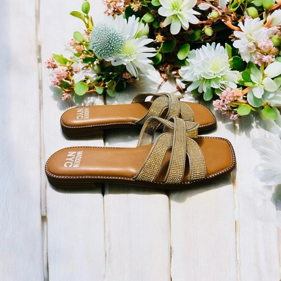 Madden NYC Selina Sandals with Criss-Cross Straps - Picture 2 of 7